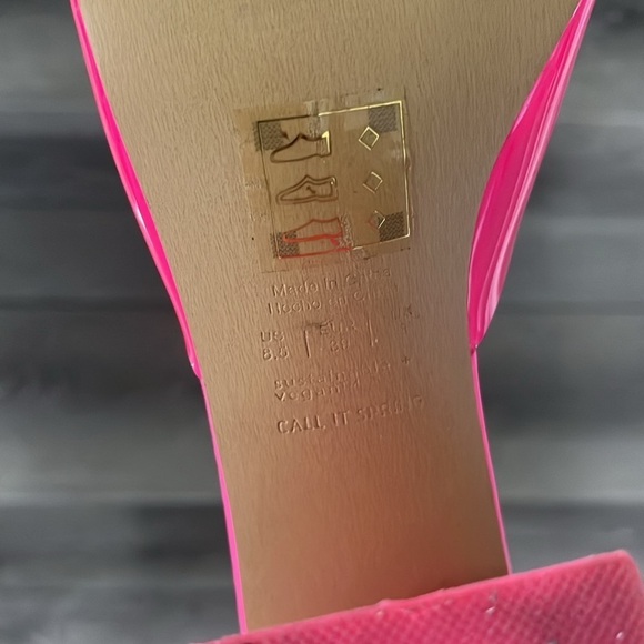 Call it Spring hot pink heeled mules size 8.5 - Picture 3 of 7